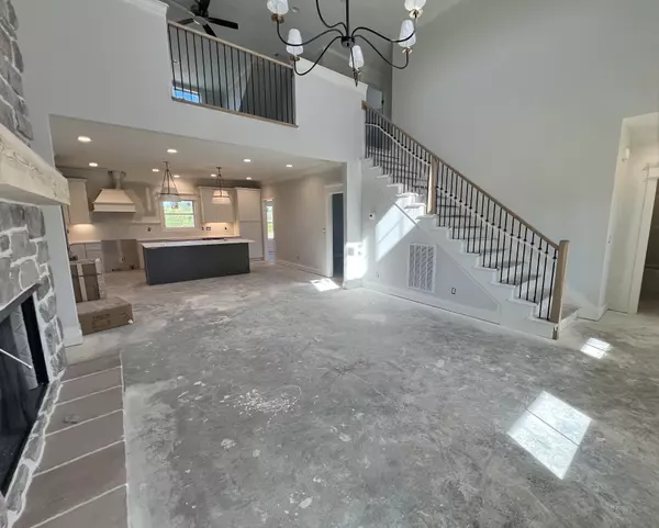 Lebanon, TN 37087,61 Creighton Lane