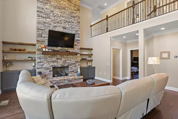 Lebanon, TN 37087,902 Dunstan Ct