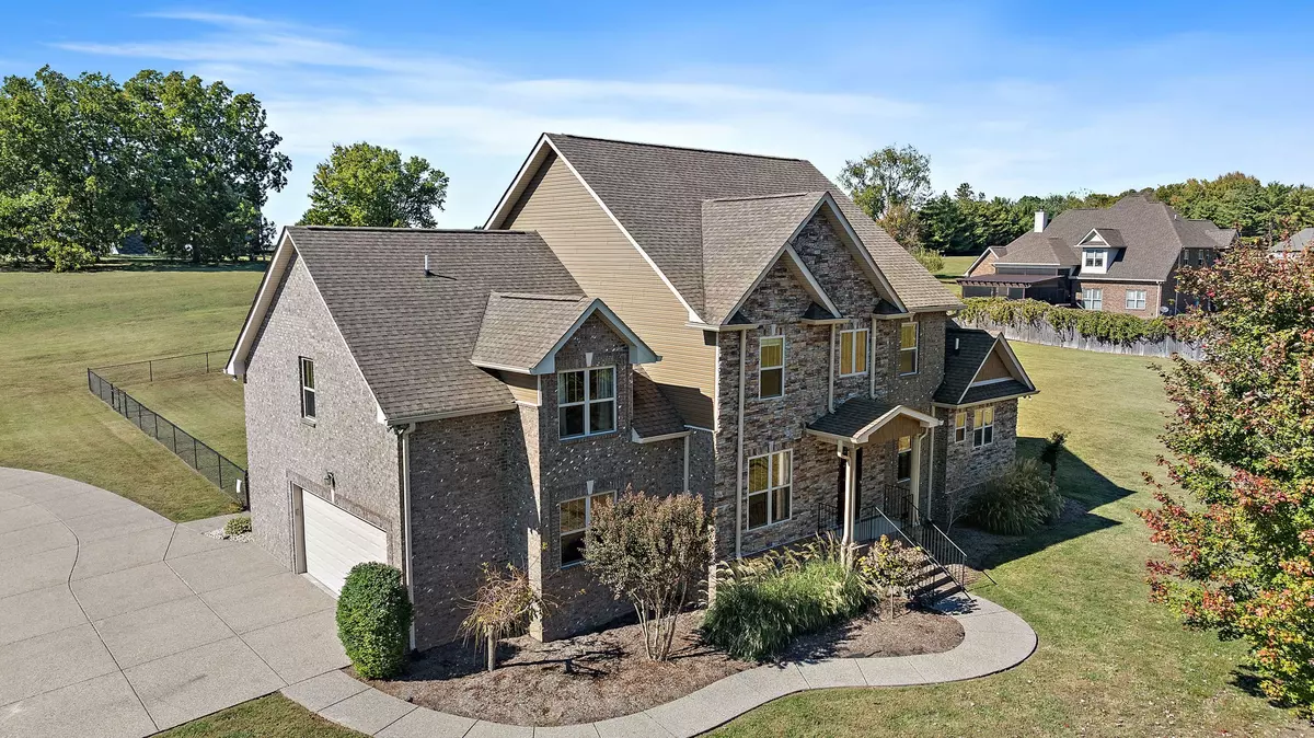 Lebanon, TN 37087,902 Dunstan Ct