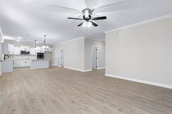 Clarksville, TN 37043,998 Alton Dr