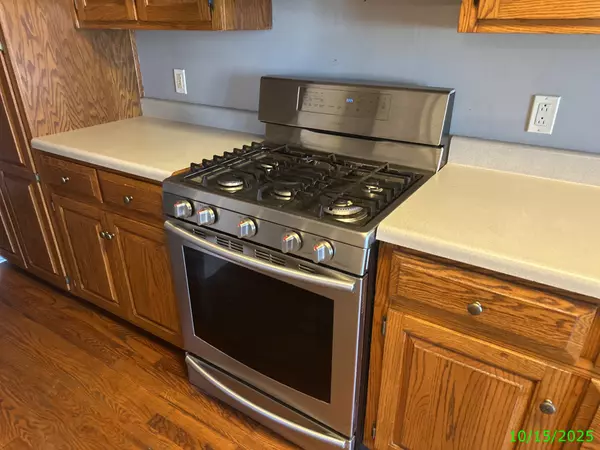 Russellville, KY 42276,474 S Main St