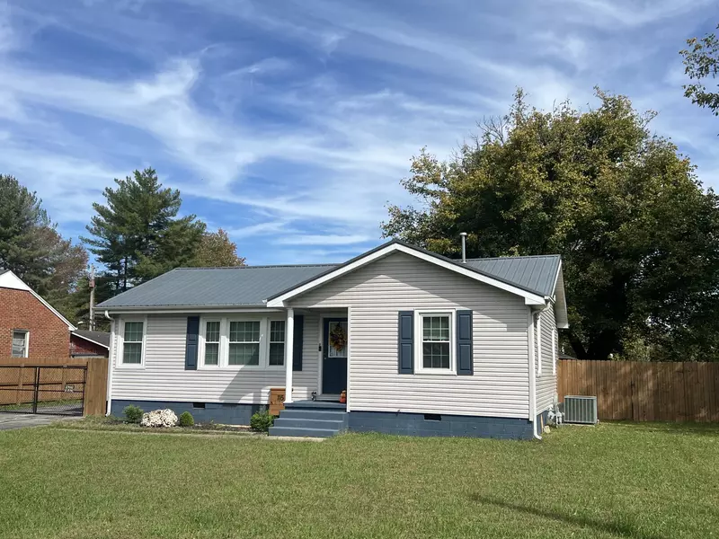 115 Broadrick St, Tullahoma, TN 37388