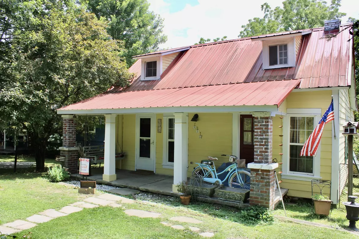 Tracy City, TN 37387,520 3rd St