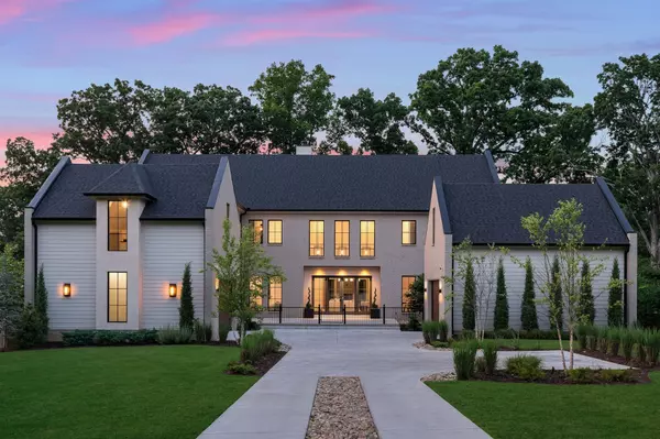 Nashville, TN 37215,3104 Woodlawn Dr