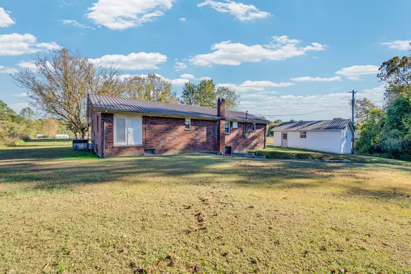 Gainesboro, TN 38562,337 Martin Ridge Ln