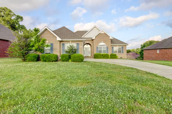 Clarksville, TN 37042,3283 Twelve Oaks Blvd