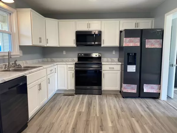 Hopkinsville, KY 42240,3611 Stone Valley Dr