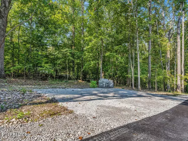 Kingston, TN 37763,471 Old Poplar Springs Rd