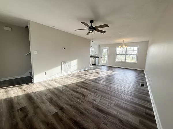 Oak Grove, KY 42262,104 N Cavalcade Cir