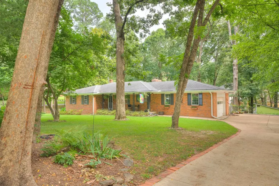 5559 GLENBRIER DR, Memphis, TN 38119