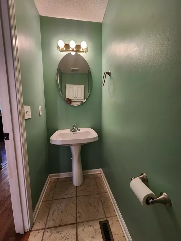 Clarksville, TN 37042,1680 Barrywood Cir #E