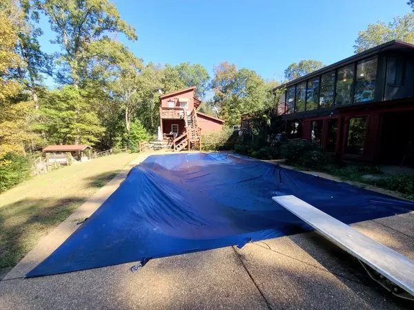 Camden, TN 38320,1360 Camden Bay Rd