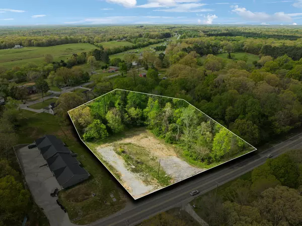 4142 Highway 70 #E, White Bluff, TN 37187