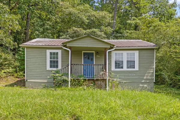 3820 Pickering Avenue, Chattanooga, TN 37415