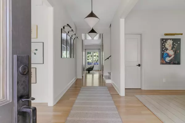 Nashville, TN 37220,956 Battery Ln