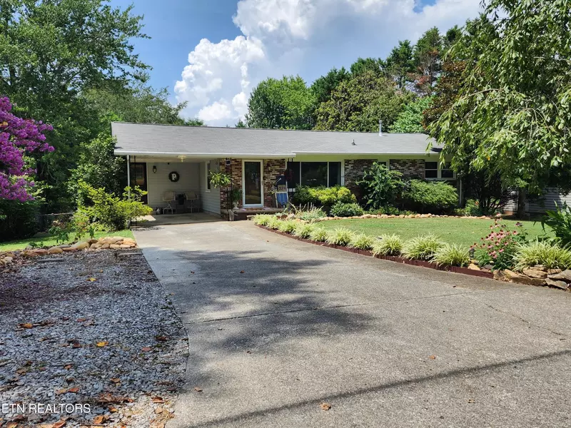 331 Dewitt Drive, Lenoir City, TN 37772