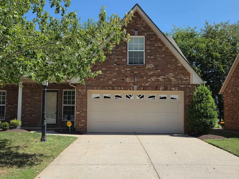 2305 Keegan Dr, Murfreesboro, TN 37130