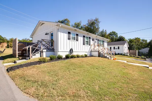 Nashville, TN 37215,2128H G Sharondale Drive