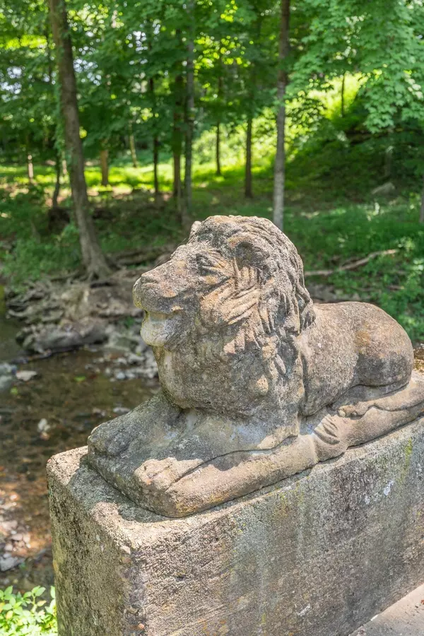 Brentwood, TN 37027,711 Hill Rd