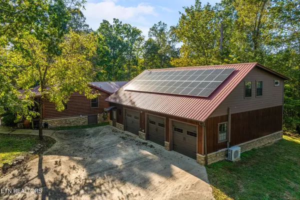 Philadelphia, TN 37846,228 Pattie Gap Rd