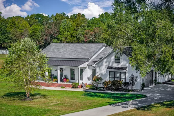 3868 Burgess Falls Rd, Sparta, TN 38583