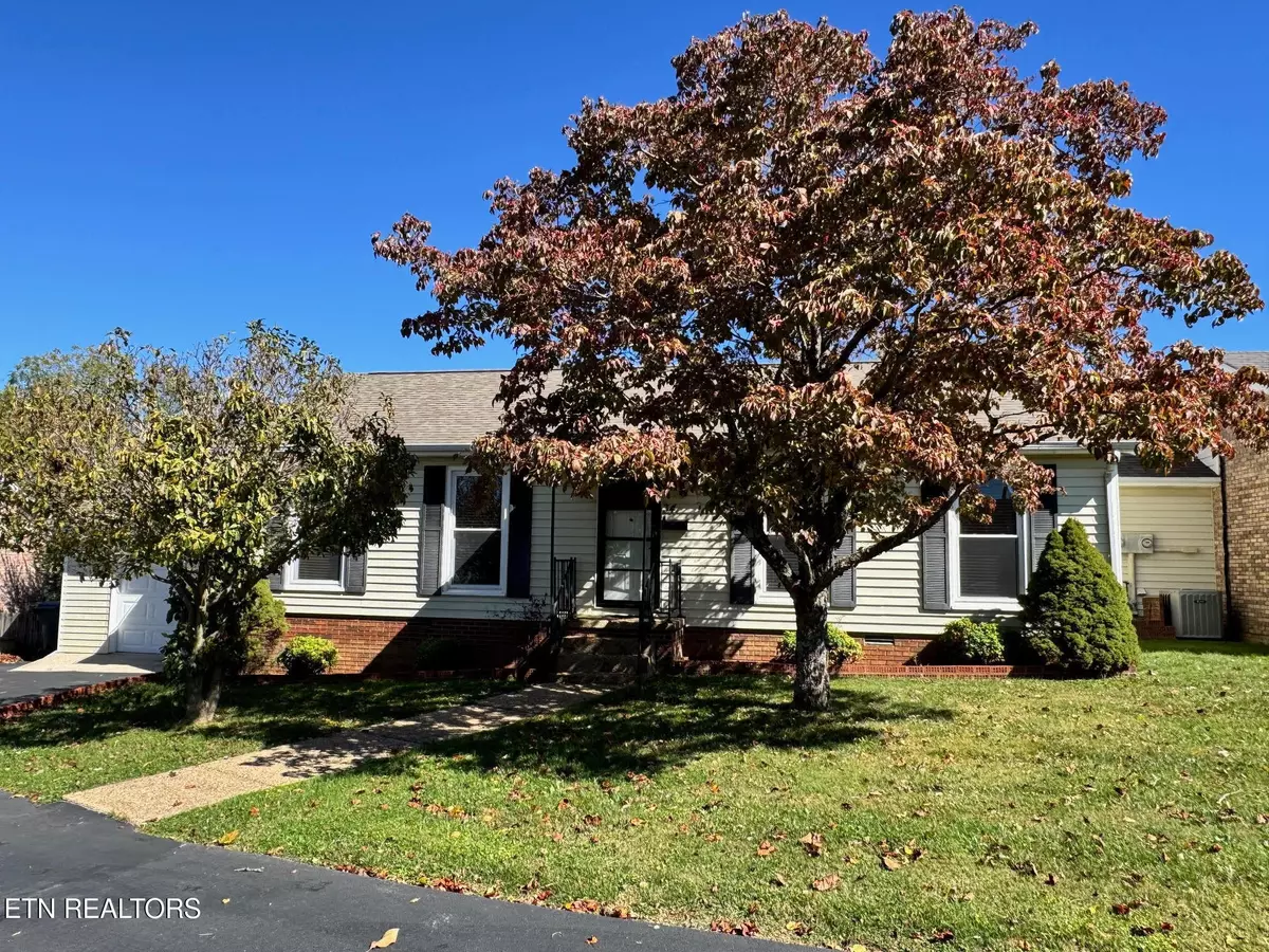 Crossville, TN 38555,34 Hampton Square