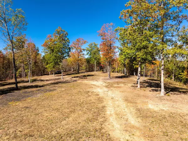 Graysville, TN 37338,482 Coke Bowman Road