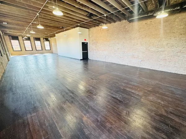 Lebanon, TN 37087,117A E Main St