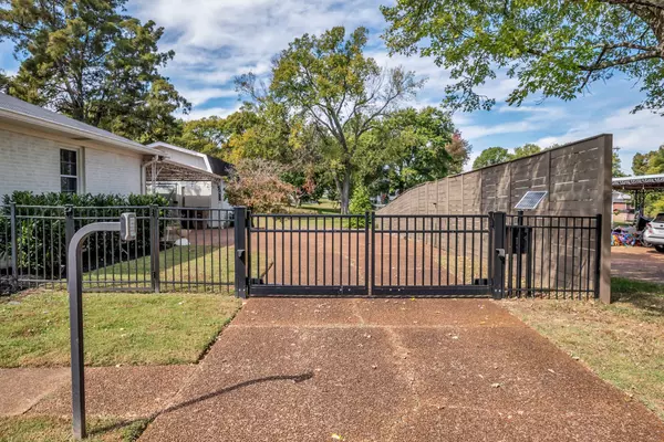 Nashville, TN 37220,658 Devon Dr