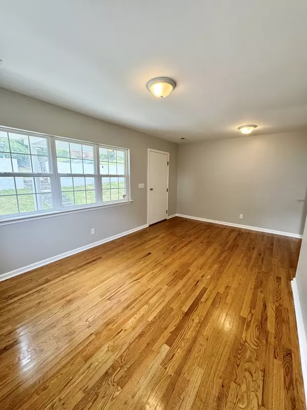 Chattanooga, TN 37404,3033 Westside Dr