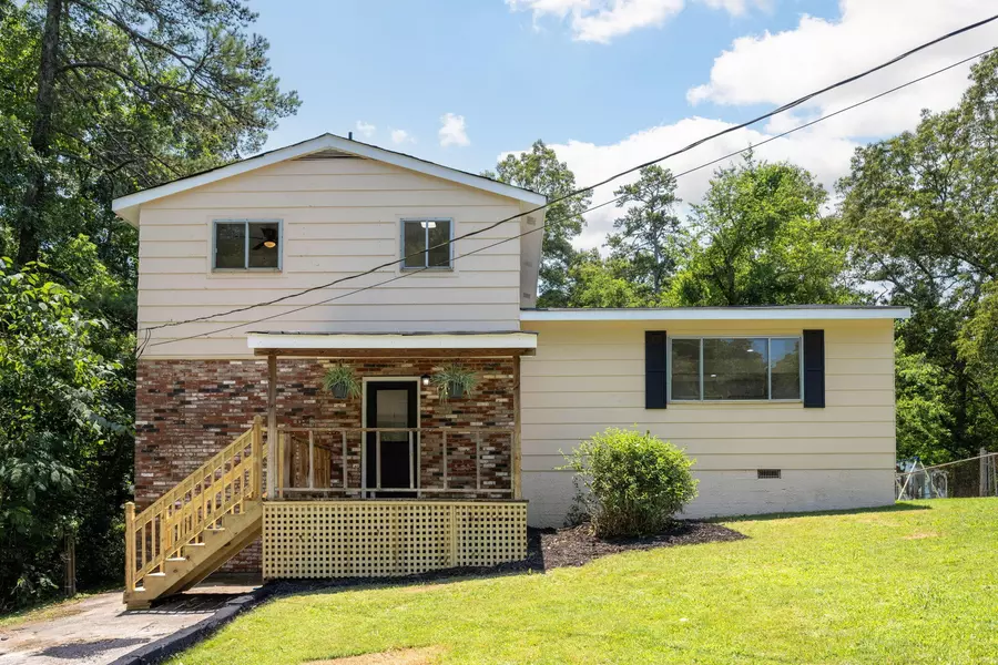 137 N Hidden Valley Road, Rossville, GA 30741