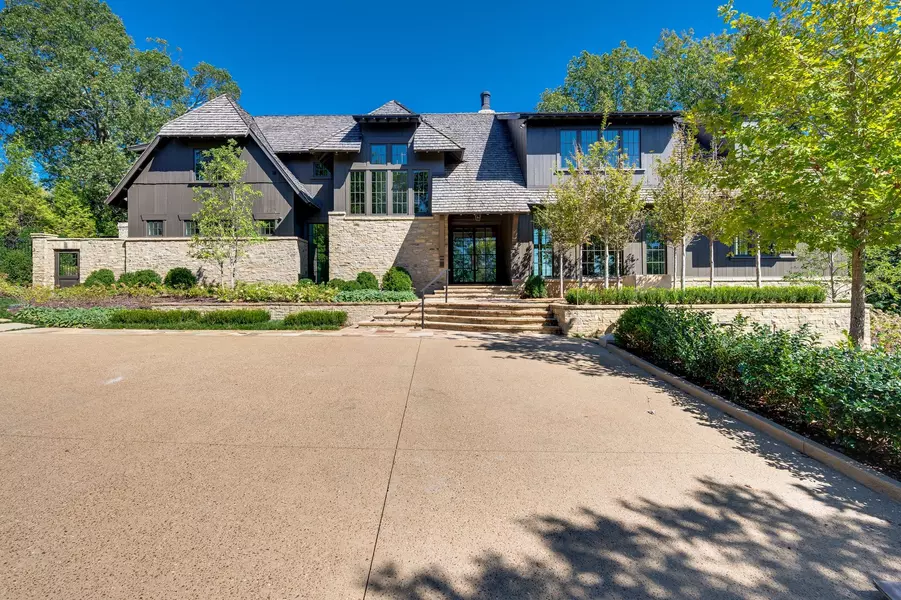 1801 Laurel Ridge Dr, Nashville, TN 37215