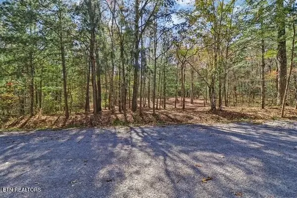 Crossville, TN 38555,120 Newcastle Lane