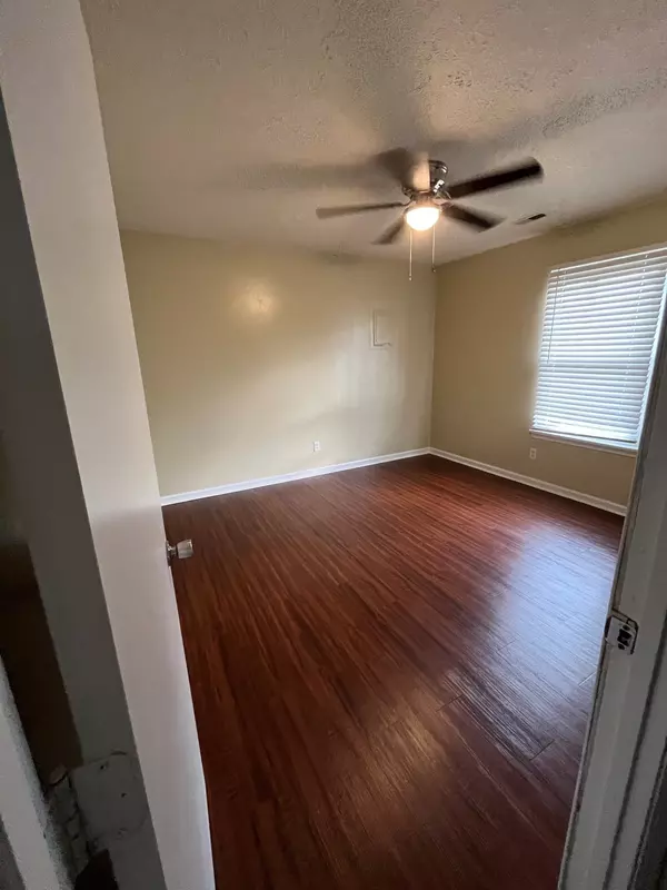 Hendersonville, TN 37075,159 Anderson Ln #B