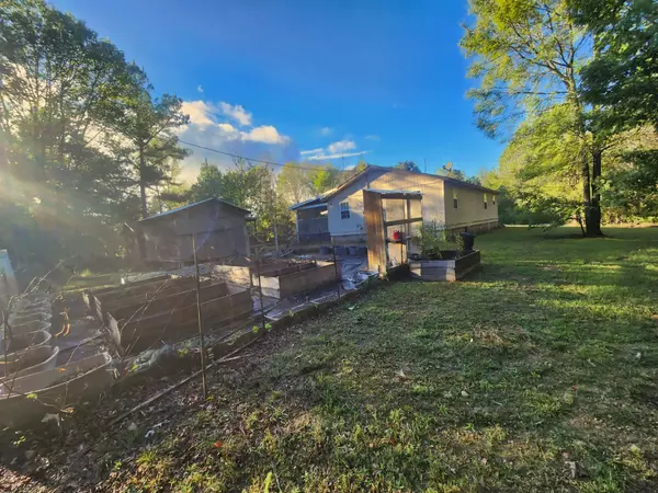 Adamsville, TN 38310,2249 Pine Ridge Ln