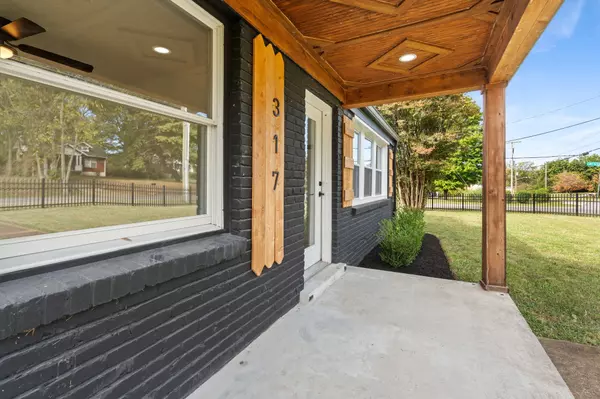 Nashville, TN 37206,317 Rosebank Ave