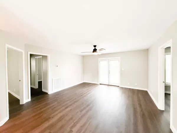 Clarksville, TN 37040,347 Erie Dr