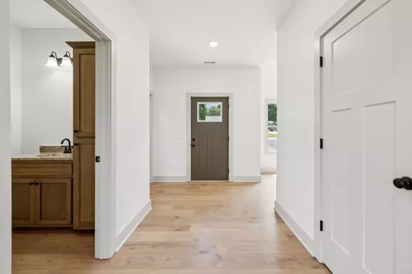 Lafayette, TN 37083,1108 Flippin Dr