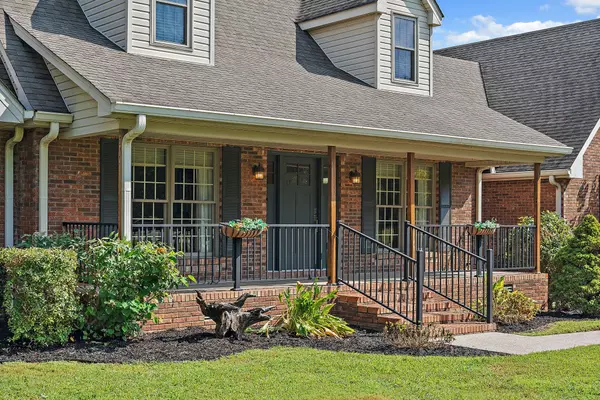 Hermitage, TN 37076,404 Southwinds Dr