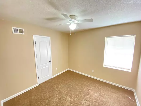 Memphis, TN 38127,5204 BLACK DIAMOND CV