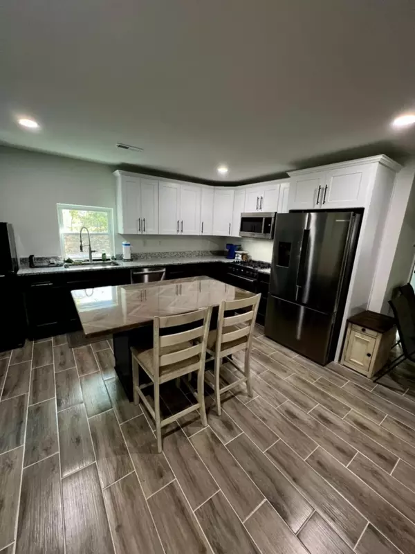 5561 River Road,  Decatur,  TN 37322