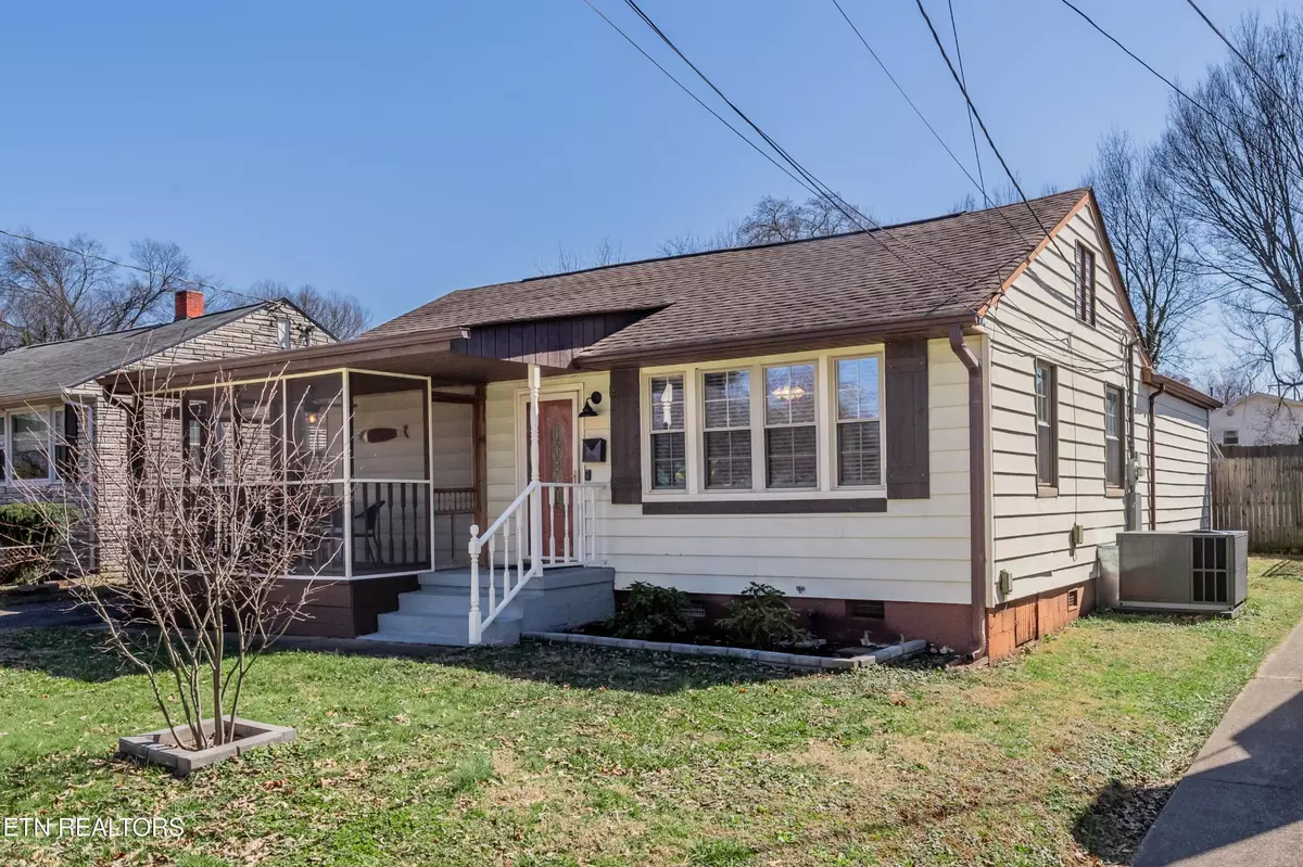 Knoxville, TN 37917,1932 Seymour Ave