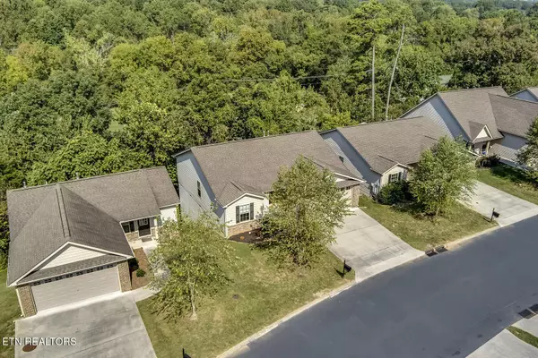 Knoxville, TN 37923,811 Klondike Way