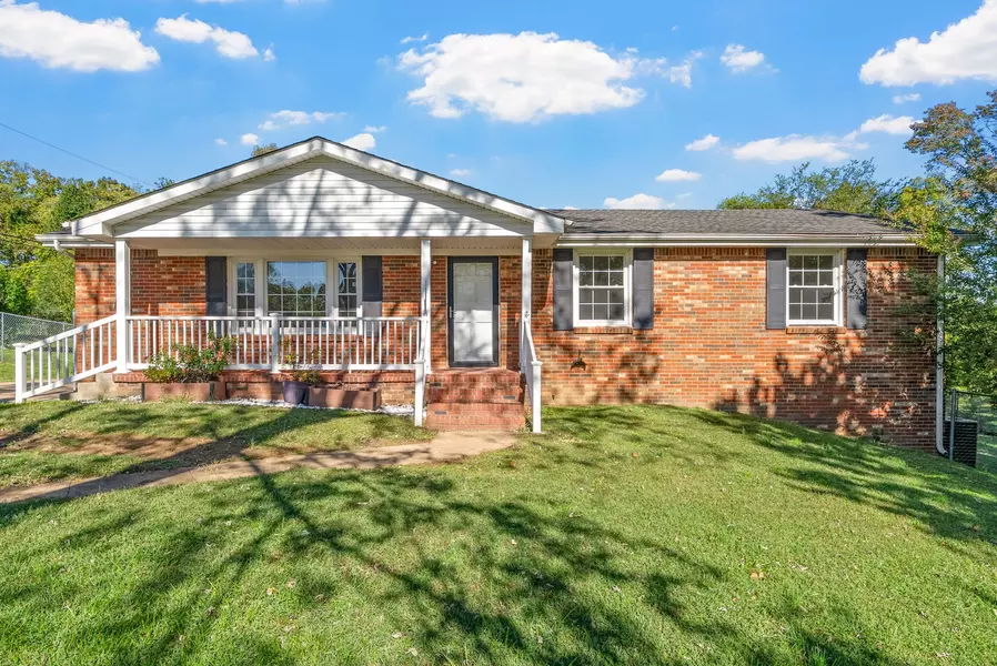 205 Hermitage Rd, Clarksville, TN 37042