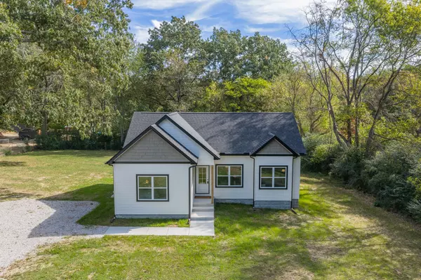 White Bluff, TN 37187,255 Aulidge Loop