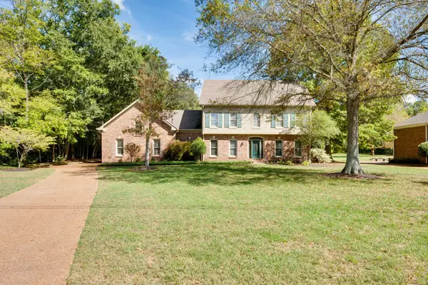 1400 Arrowhead Dr, Brentwood, TN 37027