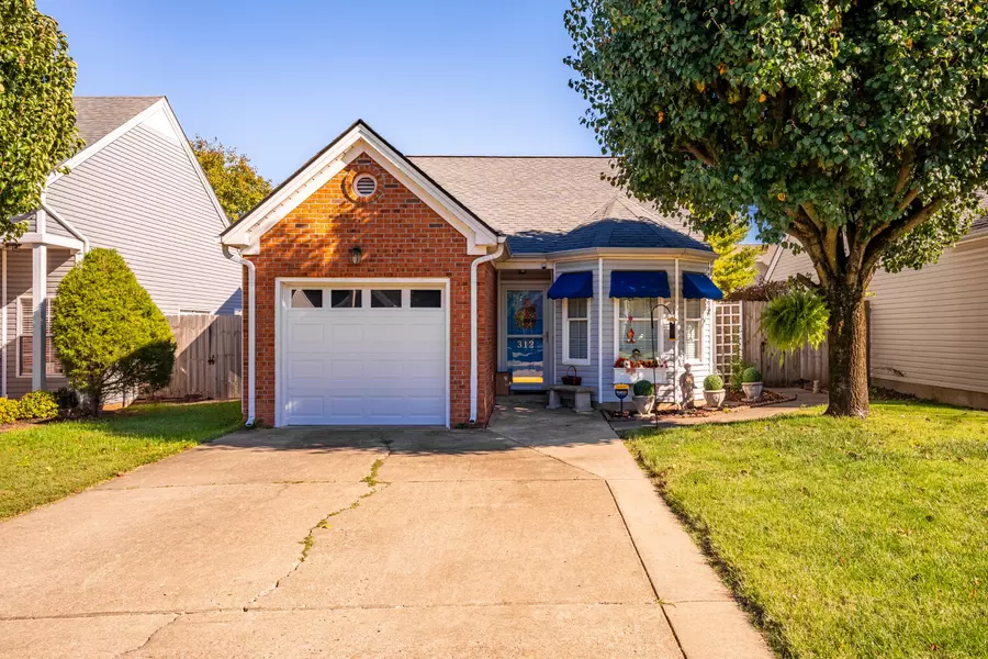 312 Northwind Dr, Hopkinsville, KY 42240