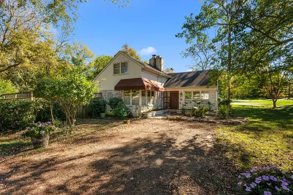 Nashville, TN 37205,201 Brookfield Ave