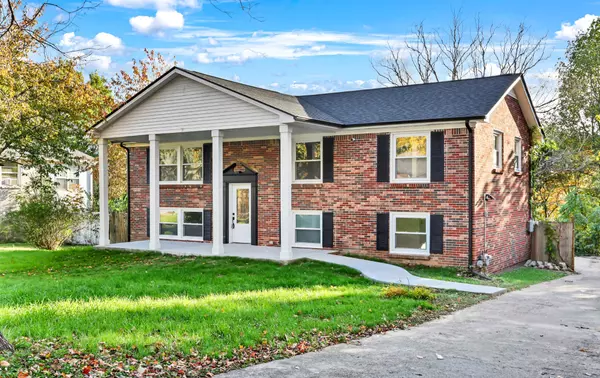 Clarksville, TN 37042,206 Kings Deer Dr