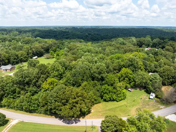 Burns, TN 37029,1374 Deal Rd